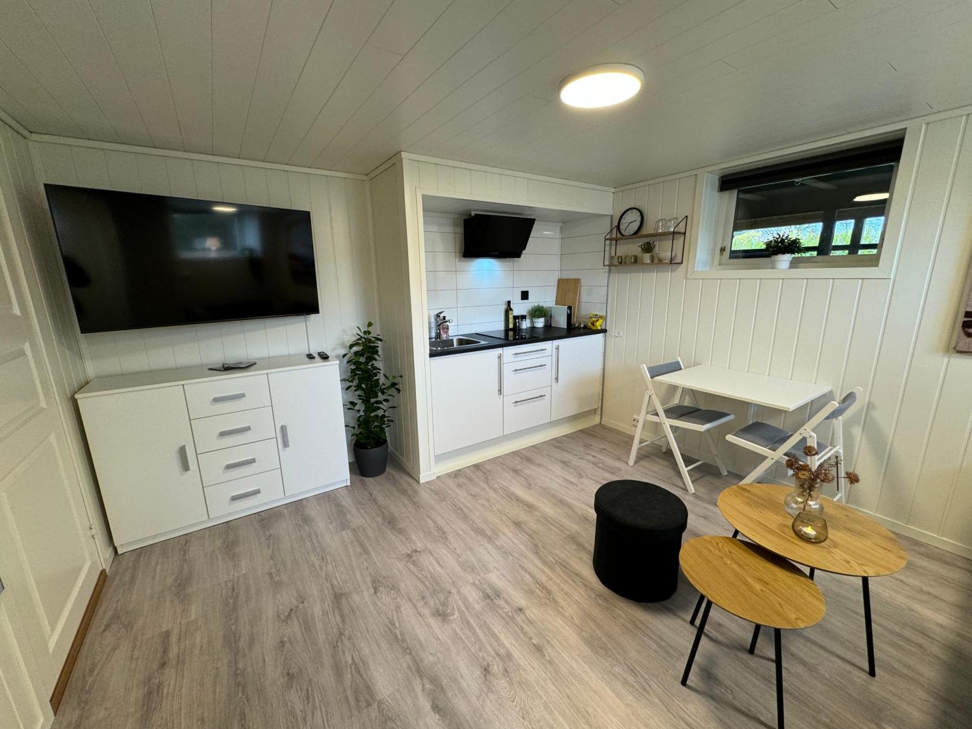 Mini Apartment In Centre Of Jørpeland Eksteriør billede